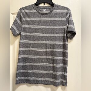 Old Navy Unisex Gray and White Striped Tee Size Small